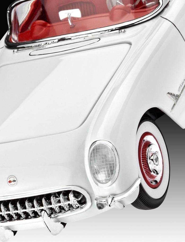 Пластиковая модель немецкого родстера Revell 53 Corvette 07718 1/24
