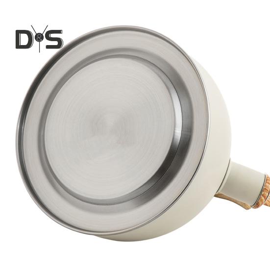 Чайник объемом 2,5 л, нержавеющая сталь, встроенный свисток, герметичный, пищевой, матовый, без запаха, эффективная теплопроводность, термостойкая ручка, газовая индукция.