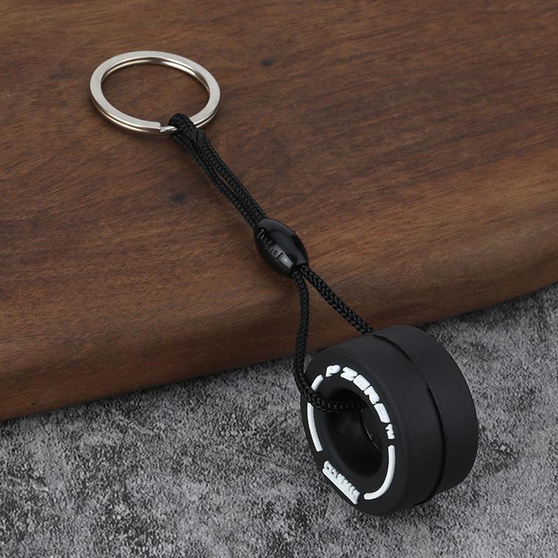 Custom PVC Tire Keychain: Personalized Car Mod Accessory