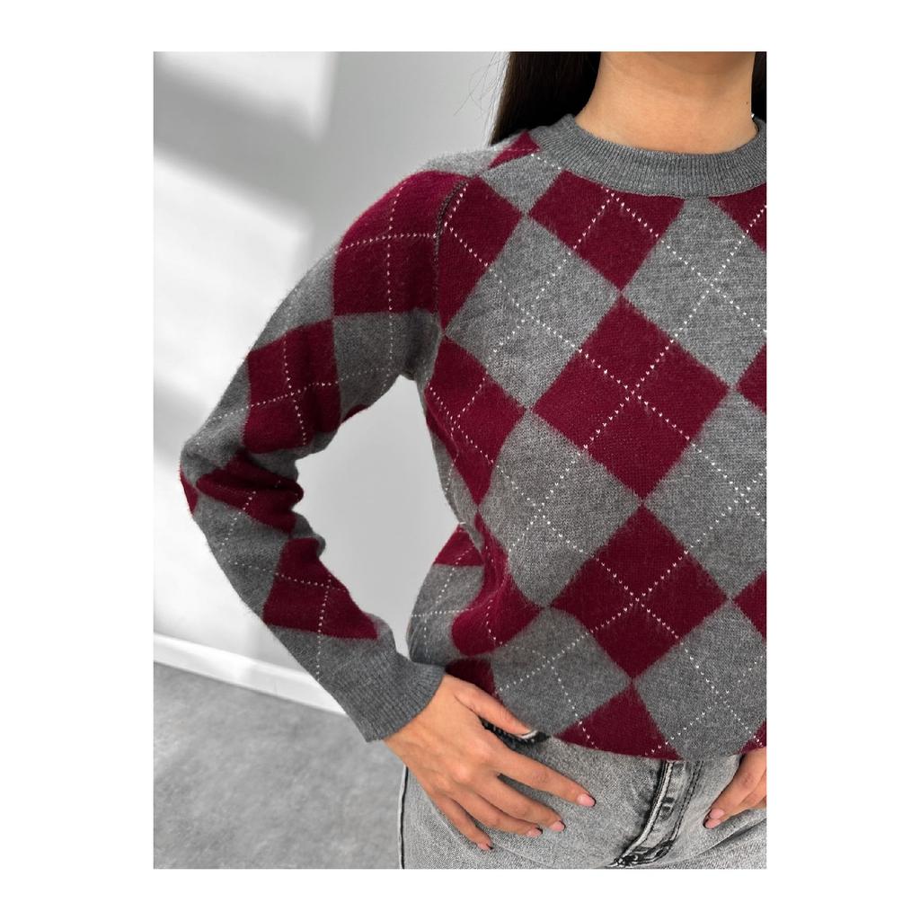 Square Pattern Sweater