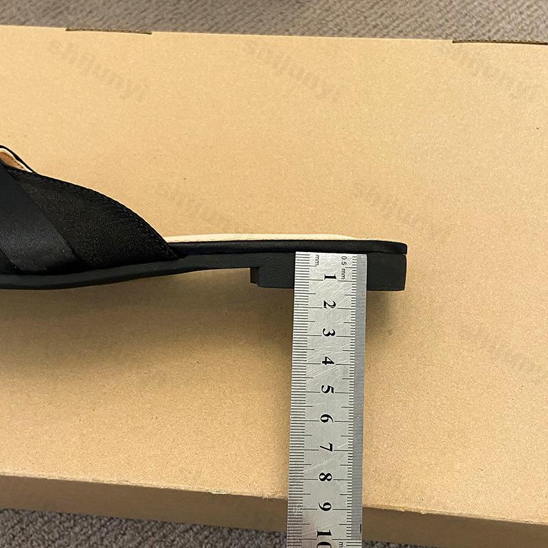 Модные женские балетки Женские туфли с закрытым носком Женские тапочки Шлепанцы Бант Дизайнерские женские туфли Квадратный носок 2025 Полутапочки