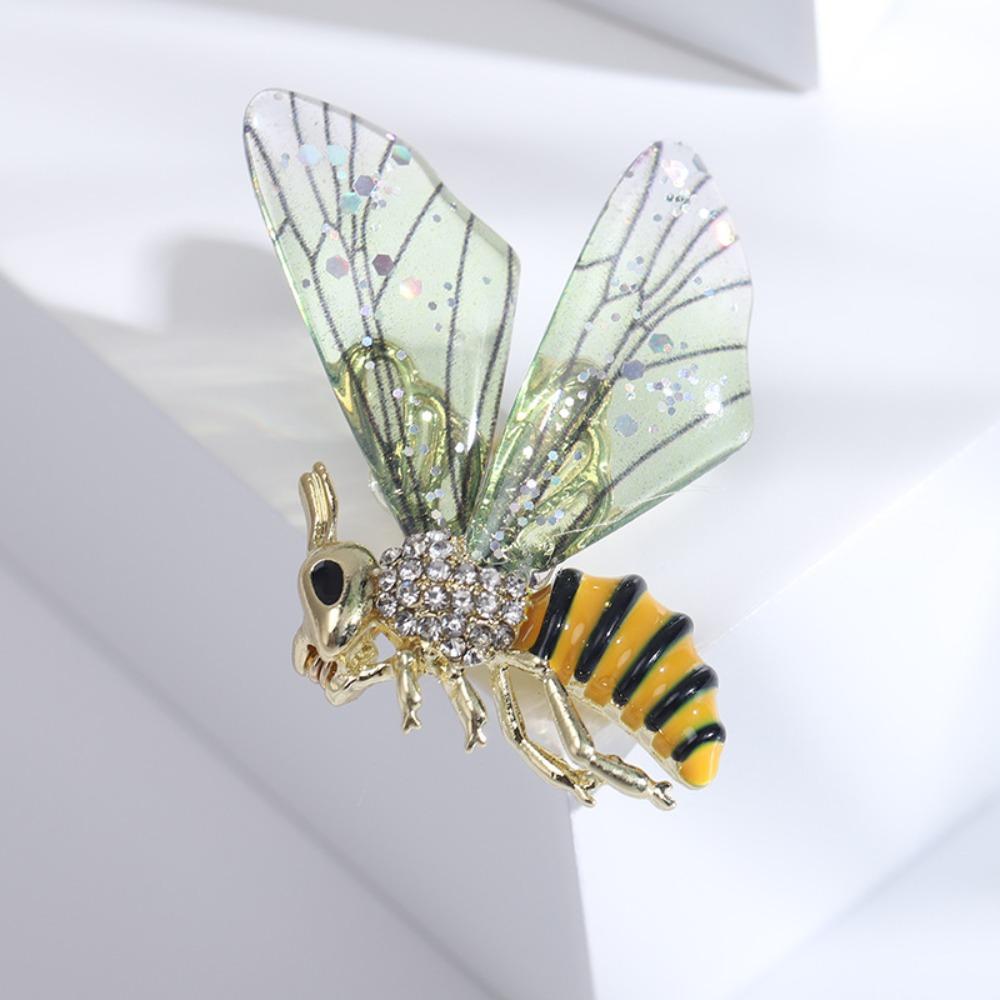 For Women Bee Dragonfly Exquisite Suit Accessories Butterfly Shpae Korean Style Brooch Drip Oil Pin