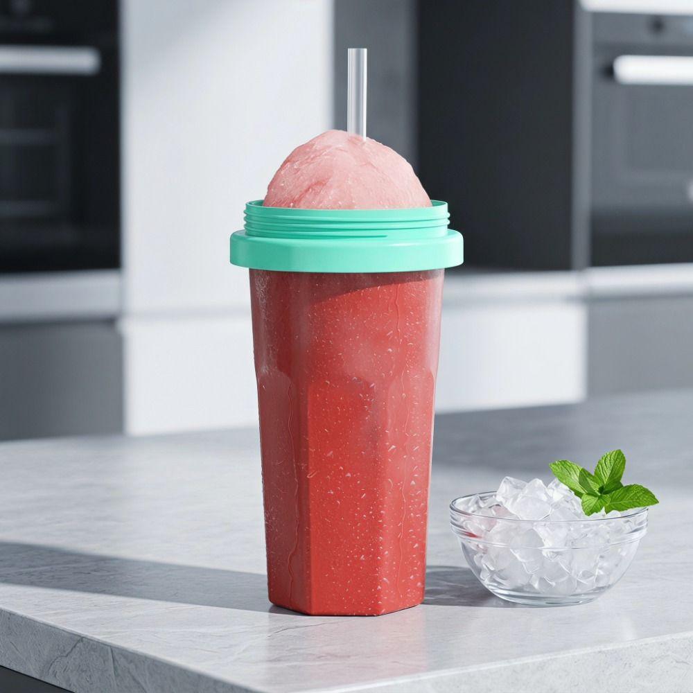 Large Capacity Smoothie Cup Food-Grade Ice Cream Maker Cup Easy To Use Milkshake Bottle for Kids