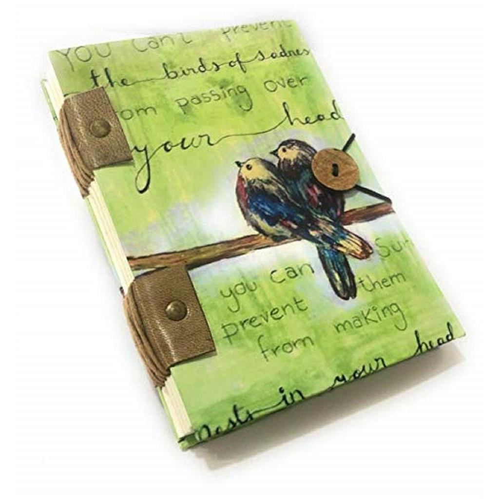 Дорожный дневник ручной работы с тиснением в классическом стиле и принтом в виде бабочки. Размер 5x7 дюймов.