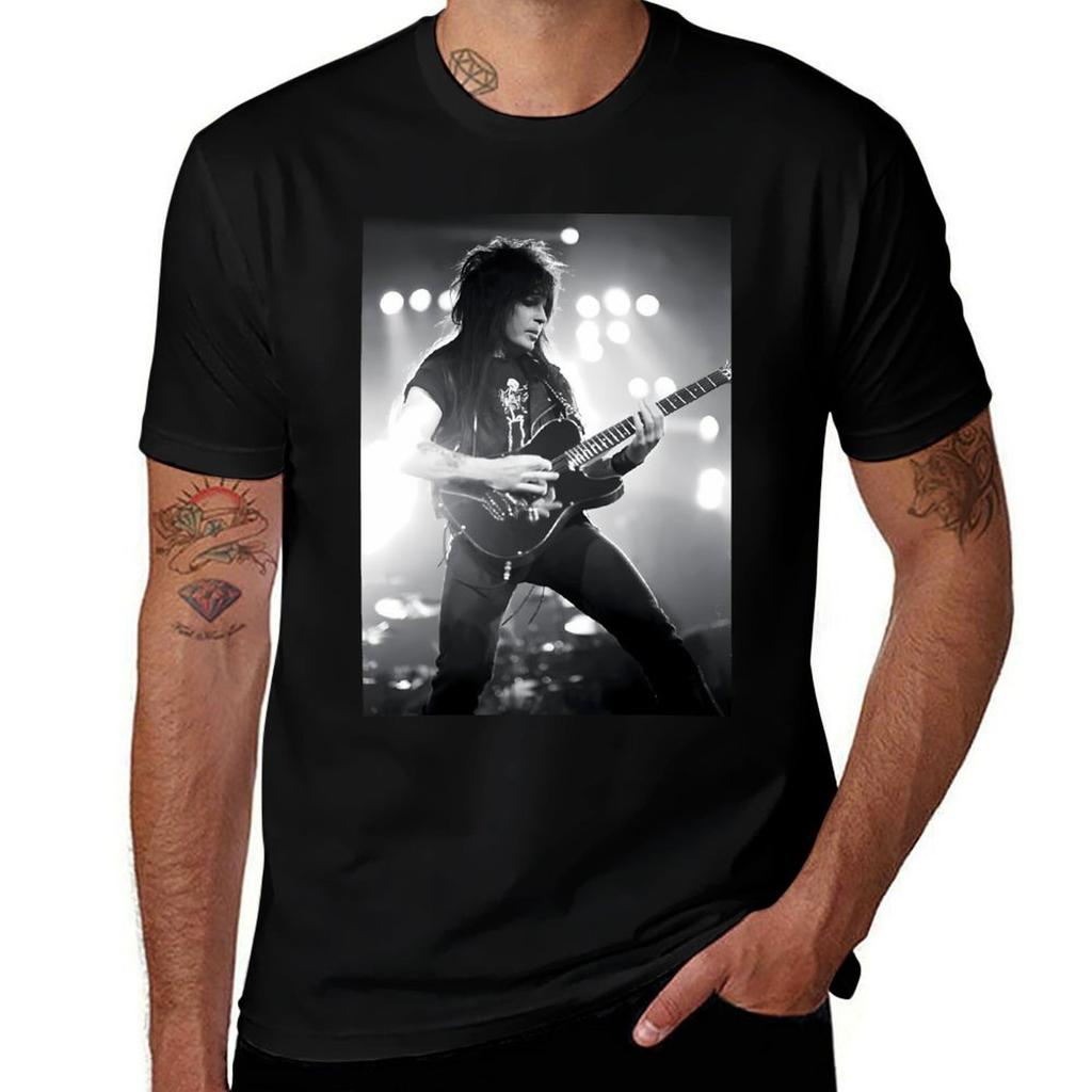 Mick Mars - BW Photograph T-Shirt Casual Daily Outfit T-Shirt