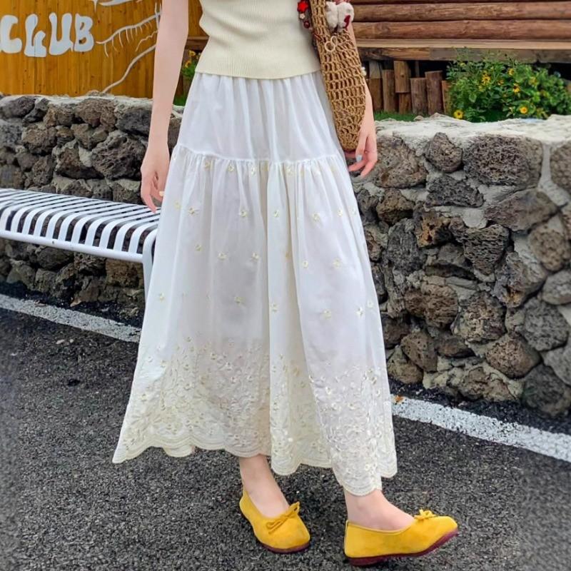 Qooth Women A Line Embroidery Flower Ruffle Skirt Wide Hem Mid Length Elastic Waist Casual Skirt QT2668