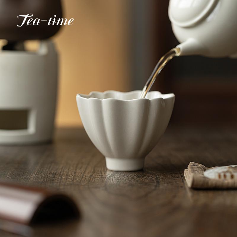 Chinese Grass Ash Tea Cup Ceramic Cups Handmade Petals Teacup Teaware Porcelain Gift Jingdezhen Pair Infusers Home Aesthetic Set