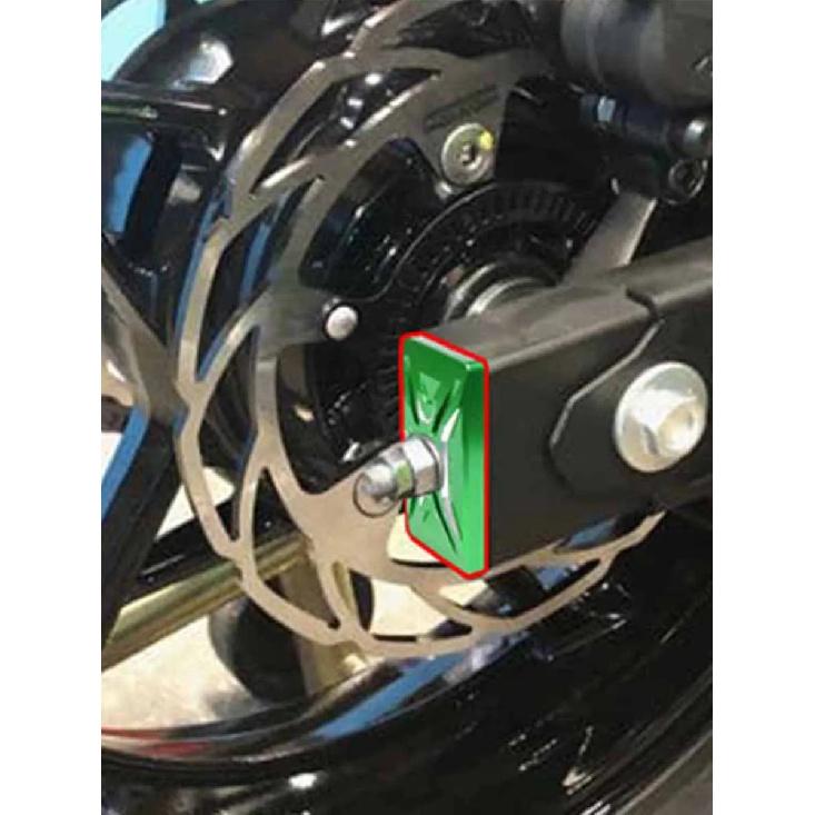 Rear Flat Fork Cover Swingarm Caps For Ninja 400 300 250R Z400 Chain Adjuster Swingarm End Cap Motorcycle Accessories