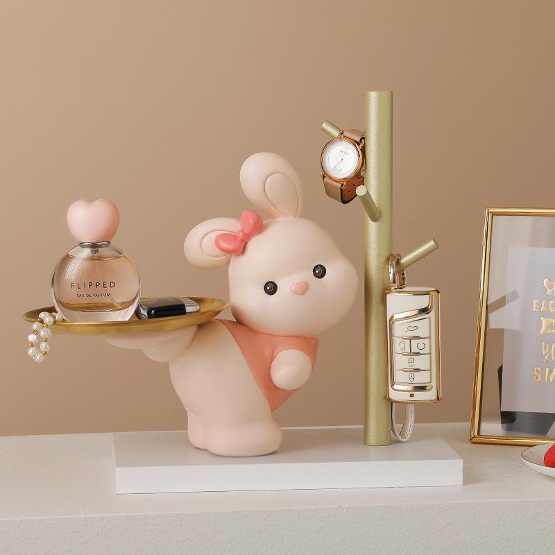 Lucky Cat Resin Craft Key Holder for Home Decor & Children's Room Storage