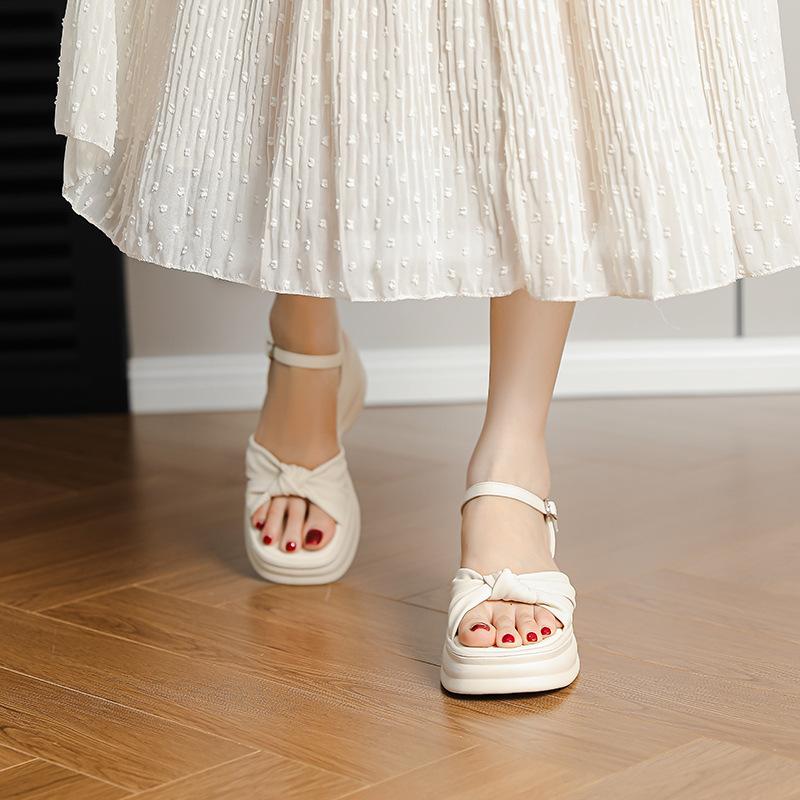 Fairy wind platform sandals women wear summer models 2025 new bow thick heel with fashion beach shoes