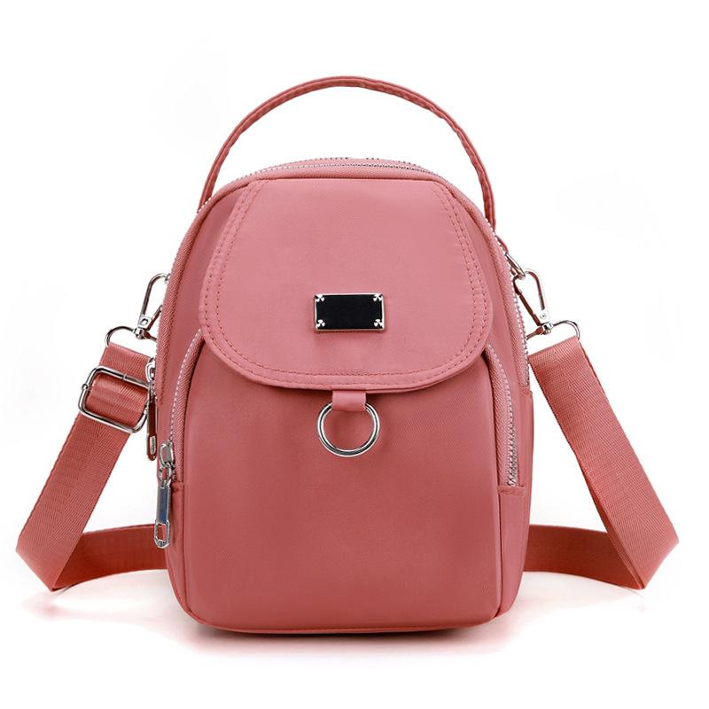"Trendy Women's Crossbody Handbag Urban Style Single Shoulder Bag with Zipper Closure"