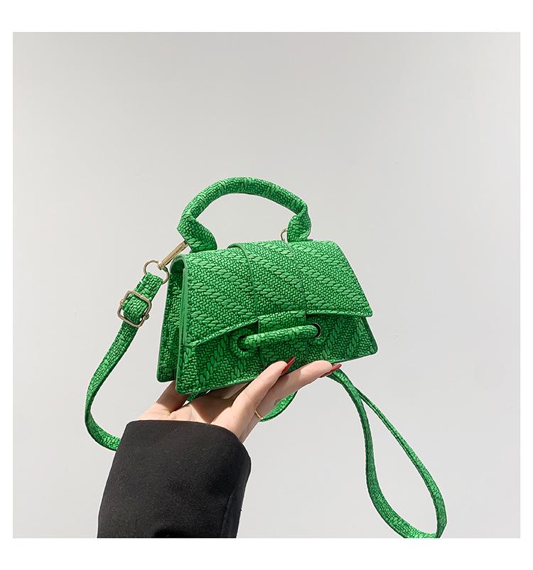 2024 Девичья Мини-сумочка: Новый весенне-летний кошелек-кроссбоди для монет, горячо продаваемая квадратная сумка для женщин