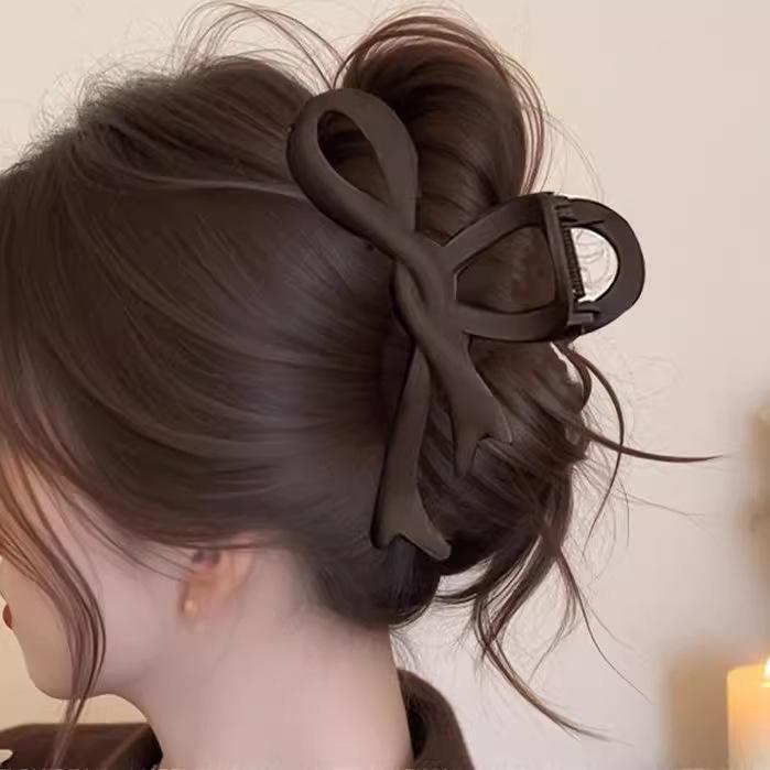 Korean Style Internet Famous Women's Shark Hair Clips – New Collection