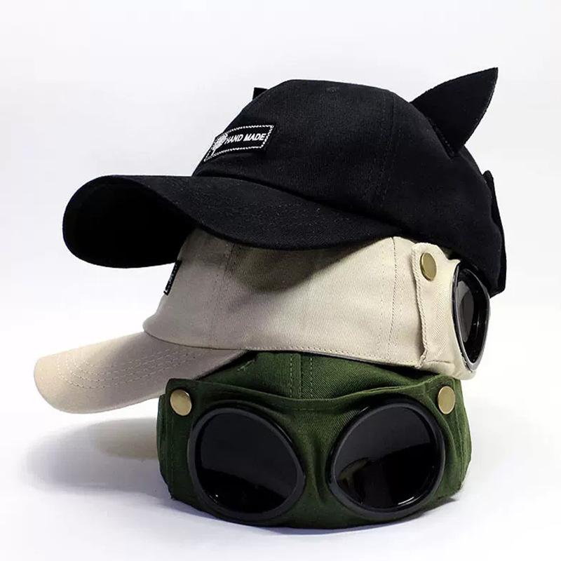 Женщина с кошачьими ушками, очки-авиаторы, бейсболка, красивые солнцезащитные очки, шапка с утиным языком
