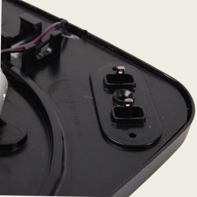 Подогреваемое широкоугольное зеркальное стекло для Mercedes-Benz и BMW (Номер детали: 51168165109)