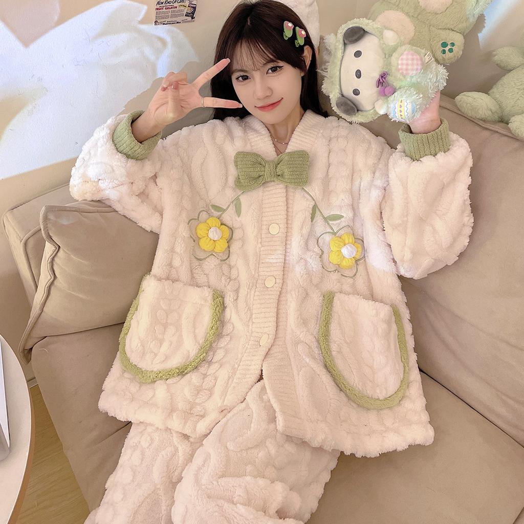 Coral Velvet Pajamas Winter Women Clothing Pajamas Sets Two Pieces Warm Flannel Thick Cute Kawaii Sleepwear Loungewear Suits New