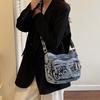 Vintage washed denim bag multi-pocket commuter practical shoulder messenger bag tote bag 2025 new bag