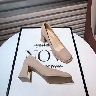 Винтажные туфли Мэри Джейн женские 2025 новые корейская версия универсальные мягкая кожа квадратный носок толстый каблук высокий каблук одинарные туфли черные рабочие туфли