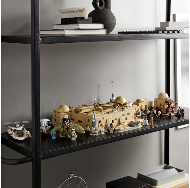 LEGO Star Wars 75290 Mos Eisley Cantina