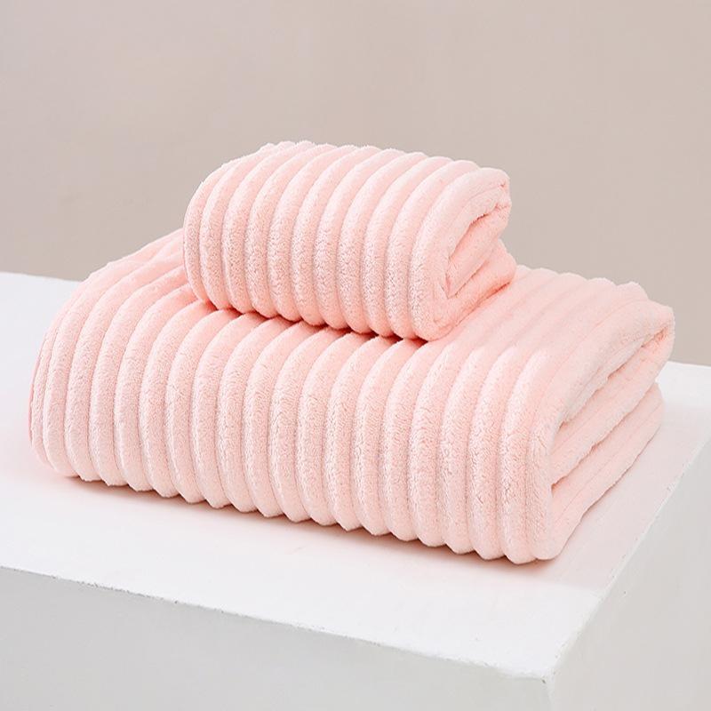 Ultra Soft and Highly Absorbent Knitted Coral Towel, Thickened Coral Velvet Textiles Bath Towel Bathroom Supplies