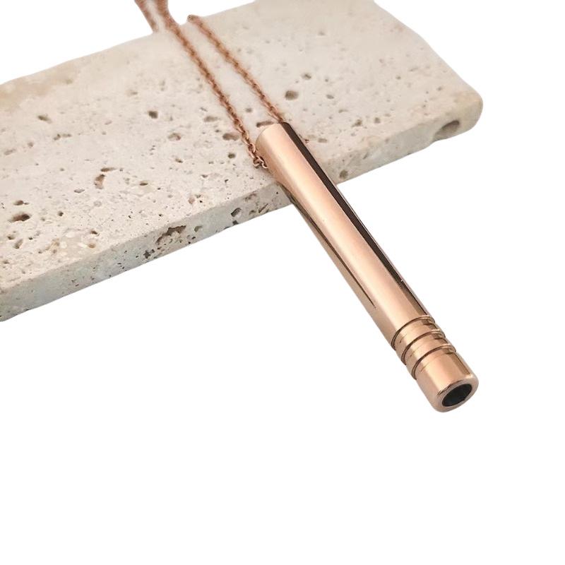 Подвеска-свисток из титановой стали на цепочке для свитера