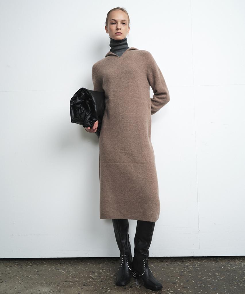 Sellebsyabedisyeon Fw 100% Шерсть Мериноса Цельное изделие Платье с капюшоном