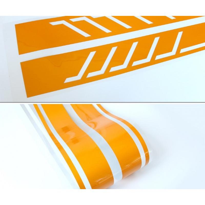 Пользовательские боковые юбки Mercedes-Benz Stripes: Наклейки на кузов для скрытия царапин