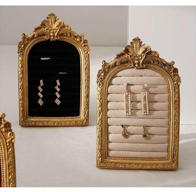 European Velvet Engraved Ring Holder Photo Frame - Retro Jewelry Display Stand & Light Luxury Desktop Decoration