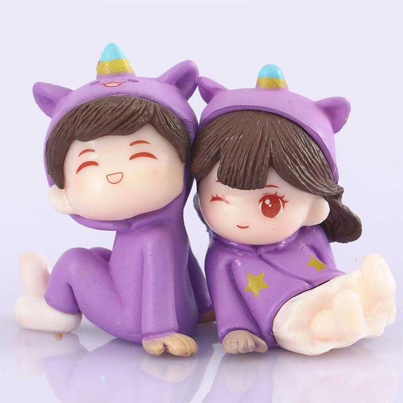 Sweety Lover Couple Chair Figurines Miniatures Fairy Garden Home Decor Desk Garden Decorative Craft Resin Craft Scene Decoration