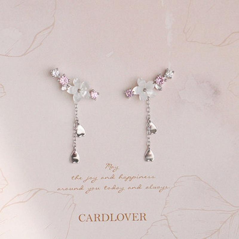 Серьги гвоздики в виде веточки с цветком и висящих капелек