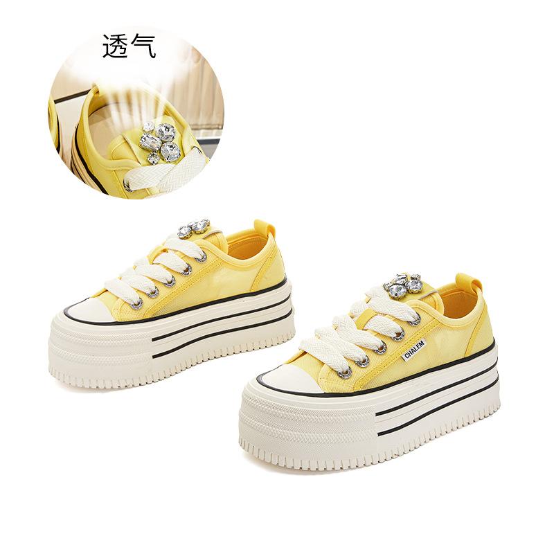 New Platform White Shoes 2025 Summer Breathable Height Increase Muffin Shoes Casual Single Shoes Versatile Women's Shoes Sports Board Shoes