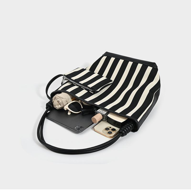 Women Tote Bag Striped SOFT Leather Casual Fashionable Simple Shoulder Bag Large Capacity Purses and Handbags Female Bucket Bags