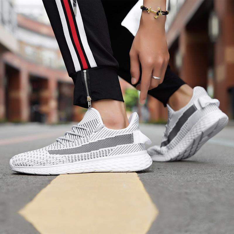 Мужская обувь большого размера 38-48, сверхлегкие кроссовки с дышащей сеткой и летающей тканью