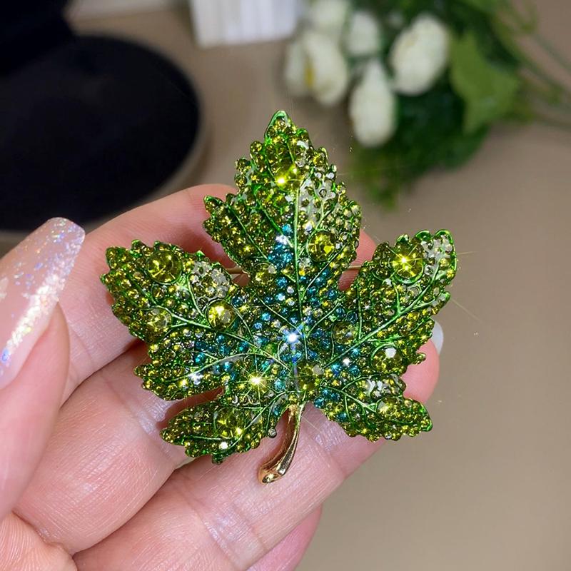 Женская брошь в виде кленового листа, темперамент, элегантные изысканные вечерние украшения, женская брошь на булавке, аксессуары для свитера, подарки