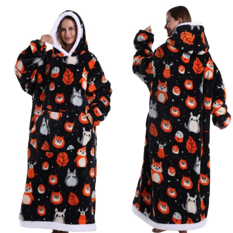 Autumn and Winter Sports and Leisure Warm TV Blanket Senior Women's Plush Comfortable Soft Bathrobe Warm Fluffy Robe