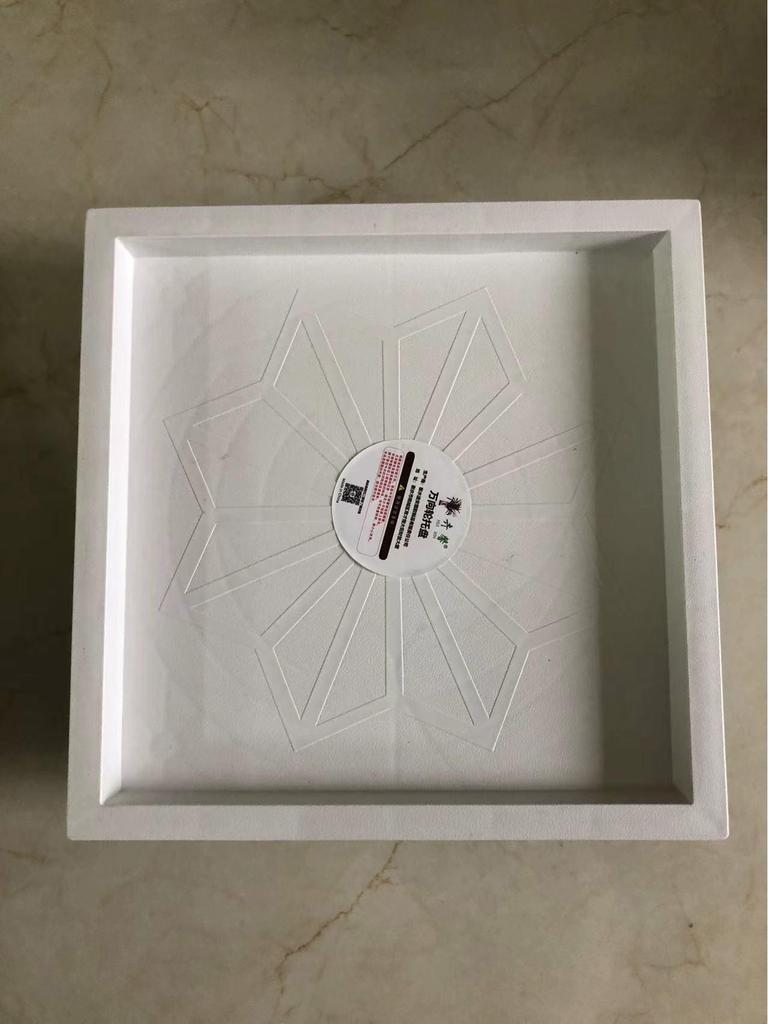 Large Rolling Flower Pot Base with Thickened Plastic Tray and Universal Wheels