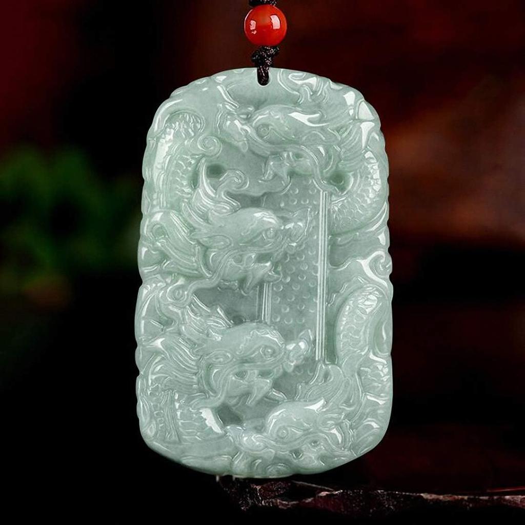 Натуральный зеленый жадеит класса А, резной кулон-амулет «Девять королевских драконов»