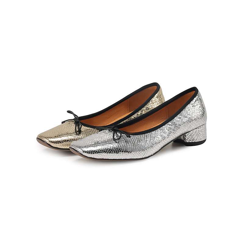 Krazing Pot Овечья кожа Лето Весна Осень Средний каблук Slip on Женские бабочка-узлом Европейский дизайн квадратный носок туфли-лодочки с неглубокой подошвой