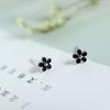 Black Flower Mini Earrings Simple Temperament
