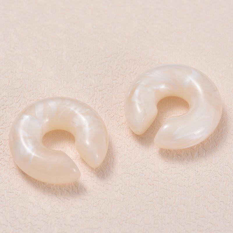 1 Pair Simple Smooth Circle Round Ear Clip On Earrings For Women C Shape Resin Without Piercing Fake Cartilage Ear Cuff Zircon