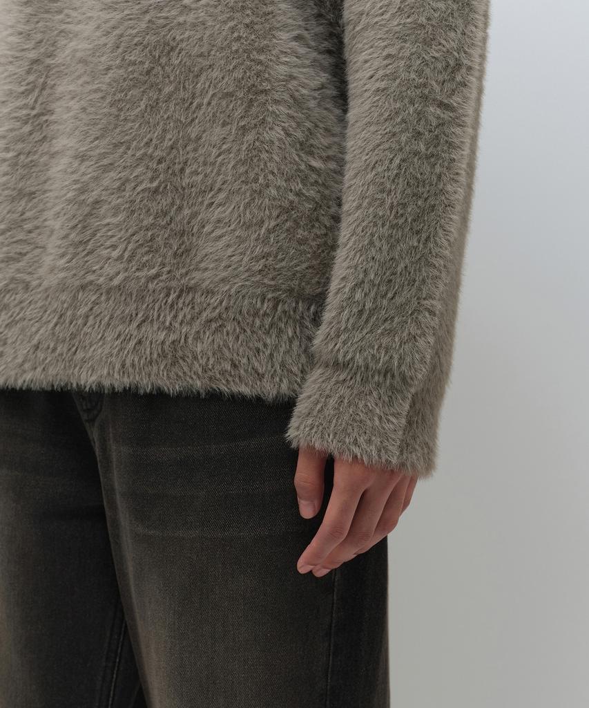 MUSINSA STANDARD Fuzzy Crew Neck Knit [Taupe]