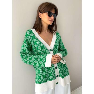 Женский осенне-зимний жаккардовый свитер средней длины