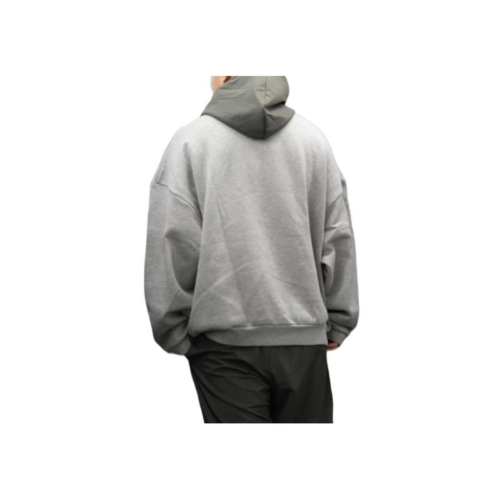 Fear of God Essentials Худи из флиса с нейлоном Темно-серый Овсяный/Чернильный Мужские Топы Серый 202SP244313F