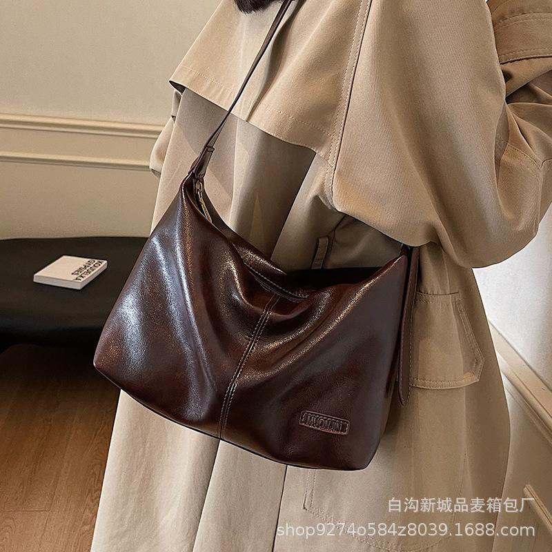 Women's Bag Fashion New Manufacturer Popular Women's Bag 2025 Portable Underarm Tote Bag Retro Casual Bag