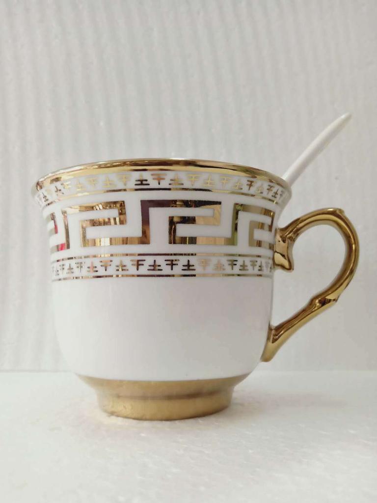 Позолоченный край Европейский креативный домашний чайный сервиз Керамический английский кофейный набор с чашкой и блюдцем