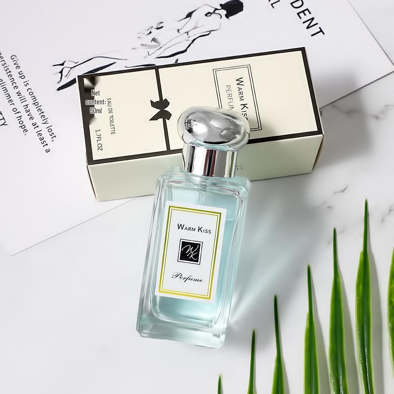 Парфюм WARMKISS Bluebell Sage Freesia - Свежий, Стойкий, Легкий Аромат для Женщин во Вьетнаме и Юго-Восточной Азии.