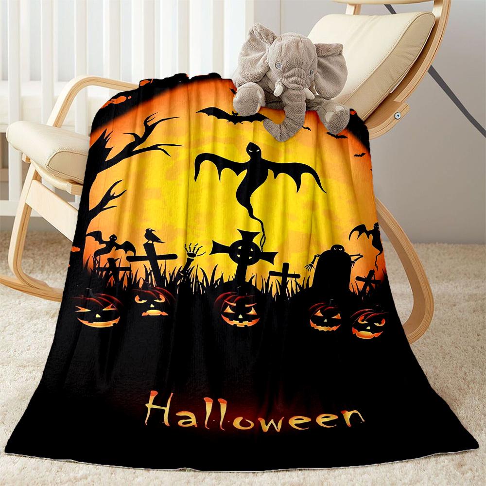 Halloween 45 Blanket Soft & Cozy Suitable for Bed Picnics Bedding for All Seasons Modern Style Ideal Gift for Friends Family Couples Picnic