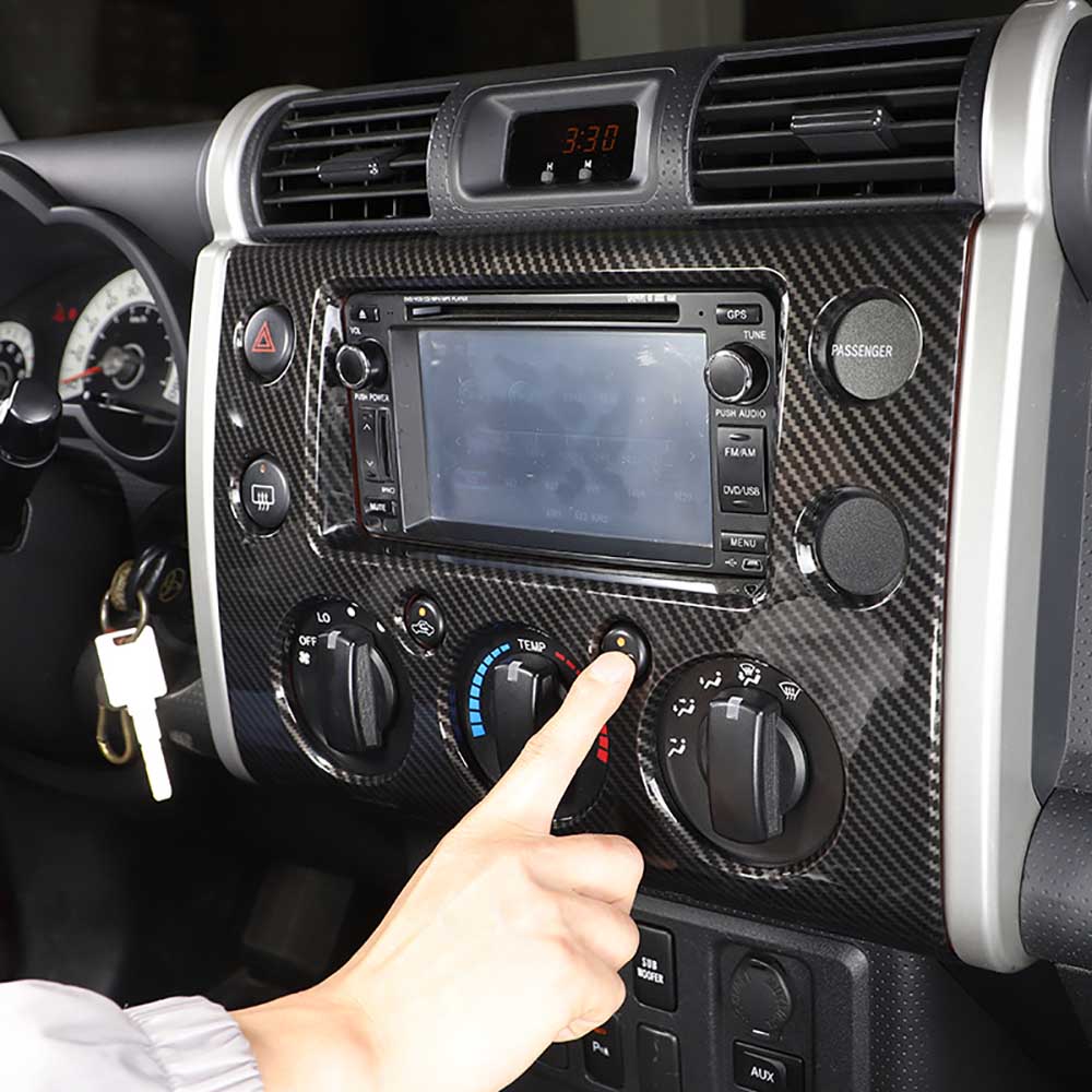 Отделка рамки панели стереонавигации под карбон для Toyota FJ Cruiser 07-21