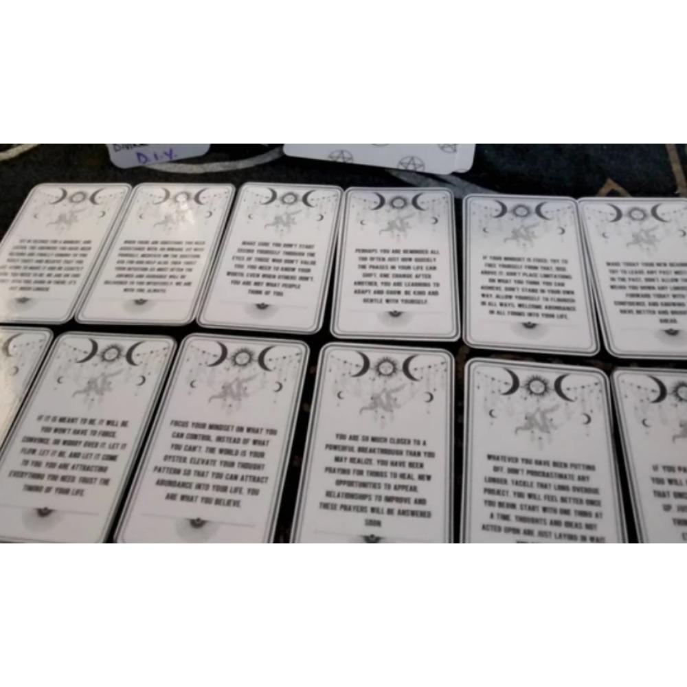 Карты оракула «Духовные послания» 10,3*6 см — колода из 54 карт с вдохновляющими посланиями от ваших наставников