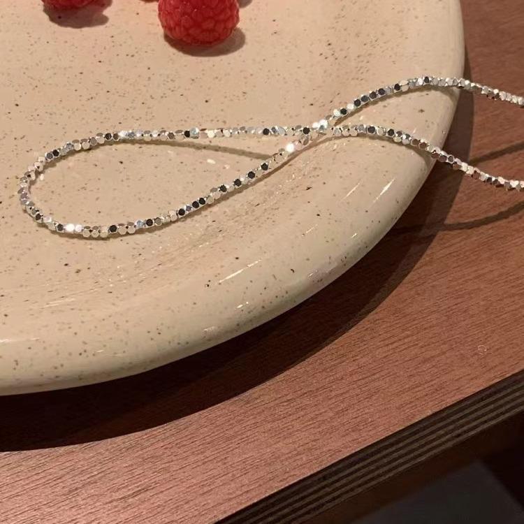 Elegant Silver Pearl Necklace - High-End, Cold Style Clavicle Chain